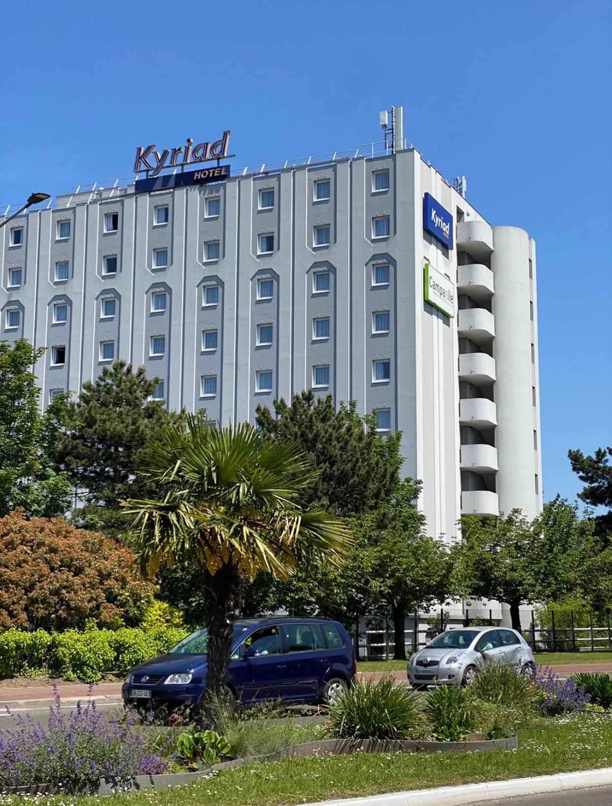 勒布朗-梅尼尔基里亚德酒店 外观 照片