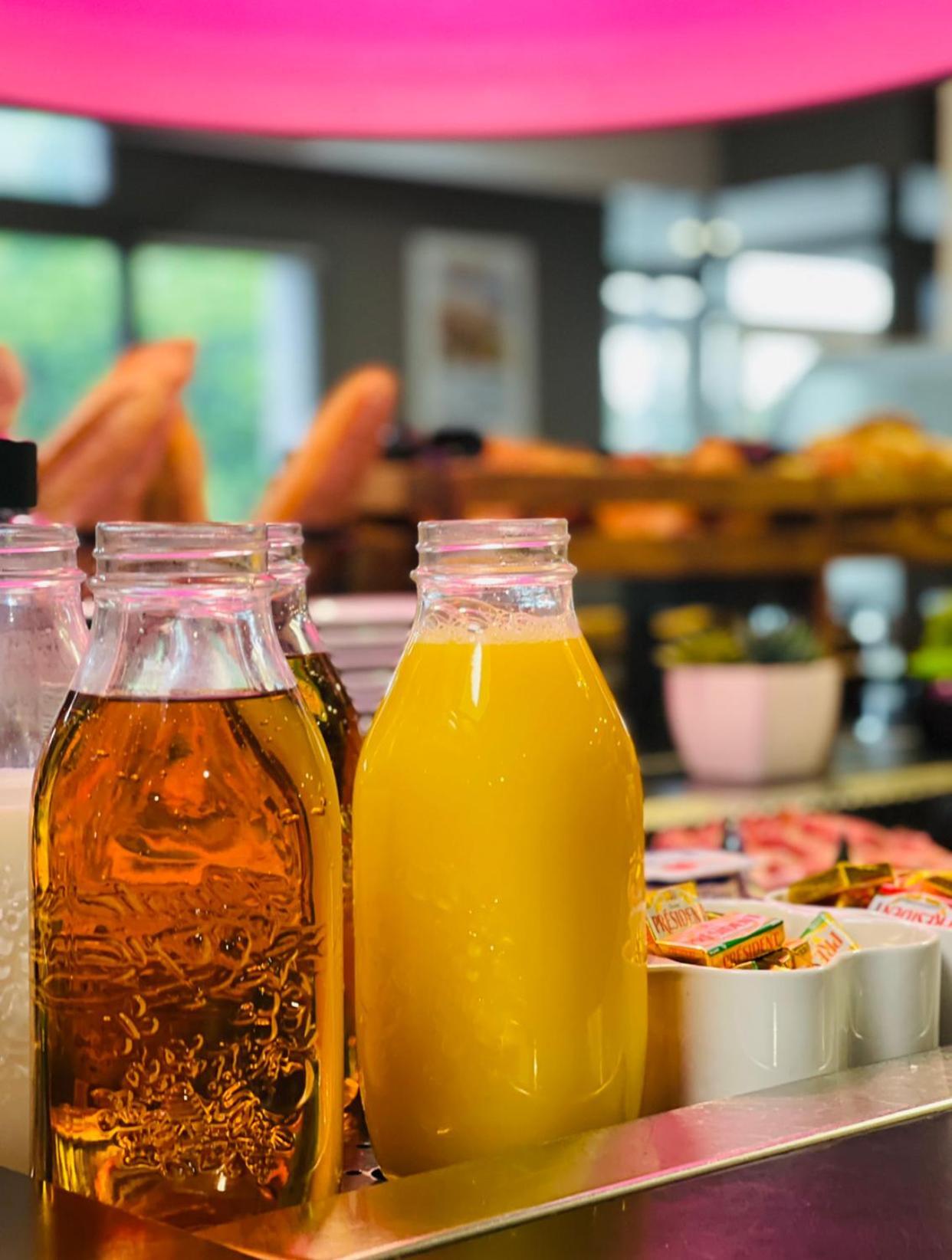 勒布朗-梅尼尔基里亚德酒店 外观 照片